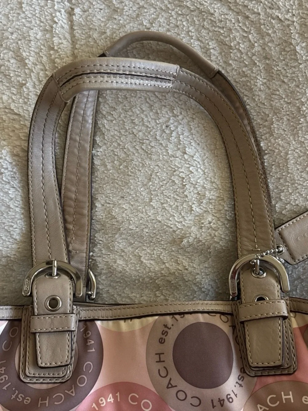 Light Pink Beige Coach Soho Snaphead Tote Purse